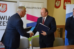 Podpisanie umowy dotyczącej dofinansowania termomodernizacji budynków użyteczności publicznej - 9 czerwca 2017