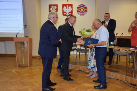 Wotum zaufania i absolutorium jednogłośnie!