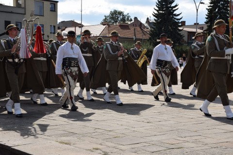 Przekazanie Sztandaru dla Komendy Powiatowej Policji w Brzesku - 6 września 2019