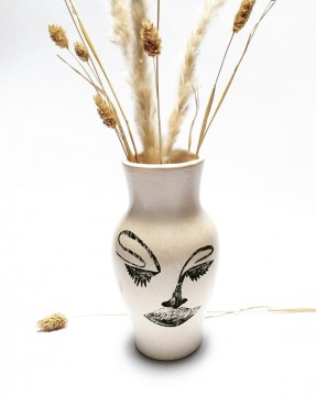 Aby lepiej znieść izolację i niepewność