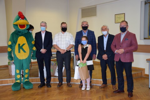 "Bezpiecznie na wsi mamy" - konkurs plastyczny na 30-lecie KRUS