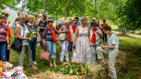 Jarmark świętojański w Krainie Vesny