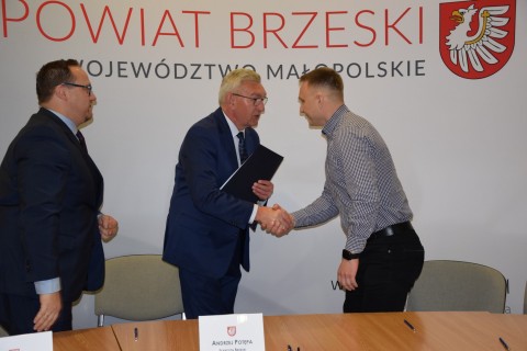 Podpisanie umów z przedstawicielami NGO - 31 marca 2022