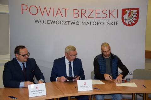 Podpisanie umów z przedstawicielami NGO - 31 marca 2022