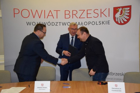 Podpisanie umów z przedstawicielami NGO - 31 marca 2022