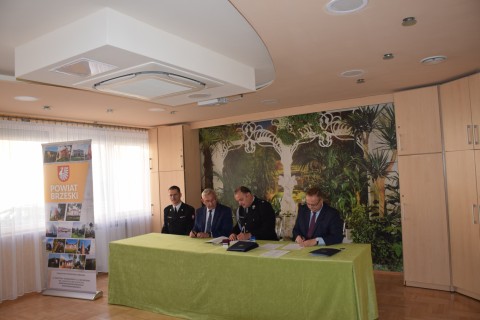 Podpisanie umów dotacyjnych dla jednostek OSP - 23 września 2022