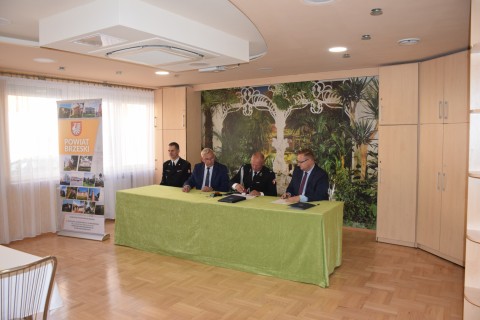 Podpisanie umów dotacyjnych dla jednostek OSP - 23 września 2022
