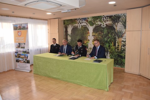 Podpisanie umów dotacyjnych dla jednostek OSP - 23 września 2022