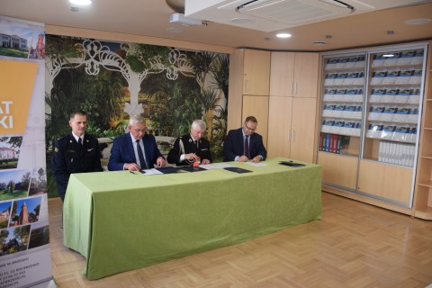 Podpisanie umów dotacyjnych dla jednostek OSP - 23 września 2022