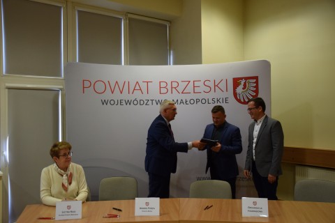 Podpisanie umów z organizacjami pozarządowymi - 30 marca 2023