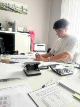 Wakacyjne staże – szansa, rozwój, potencjał