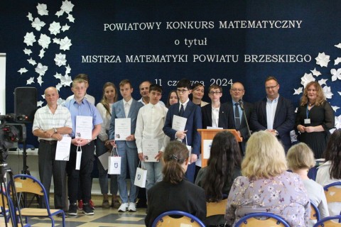 Zofia Nieć Mistrzynią Matematyki Powiatu Brzeskiego 2024