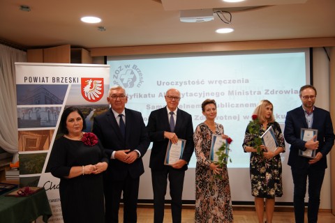 Certyfikat Akredytacyjny Ministra Zdrowia dla brzeskiego szpitala