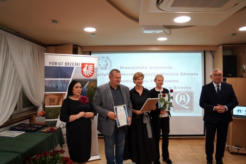 Certyfikat Akredytacyjny Ministra Zdrowia dla brzeskiego szpitala