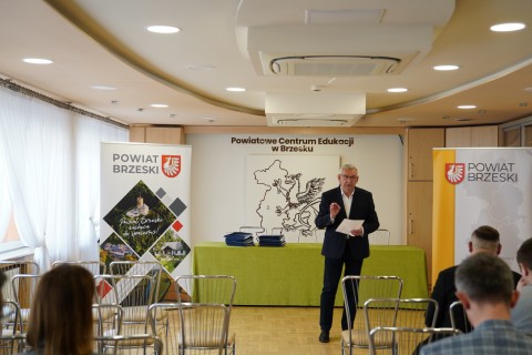 Uroczyste podpisanie umów z organizacjami pozarządowymi