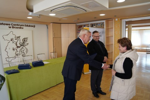 Uroczyste podpisanie umów z organizacjami pozarządowymi
