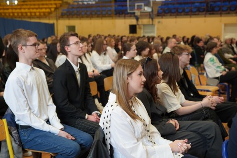 Szkoła z historią, planem i kierunkiem