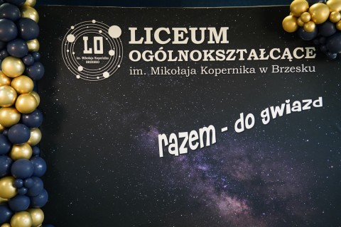 Szkoła z historią, planem i kierunkiem