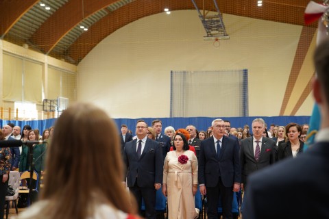 Szkoła z historią, planem i kierunkiem