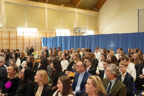 Szkoła z historią, planem i kierunkiem