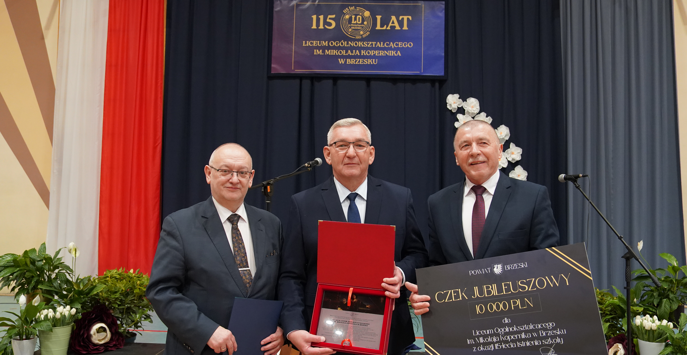 Szkoła z historią, planem i kierunkiem