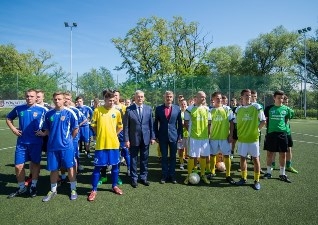 Turnieju szkół ponadgimnazjalnych w piłkę nożną