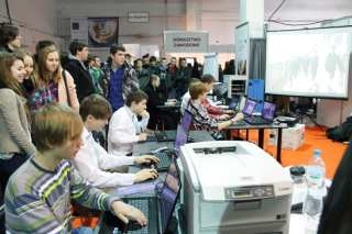 Uczniowie z Brzeska na Festiwalu Zawodów