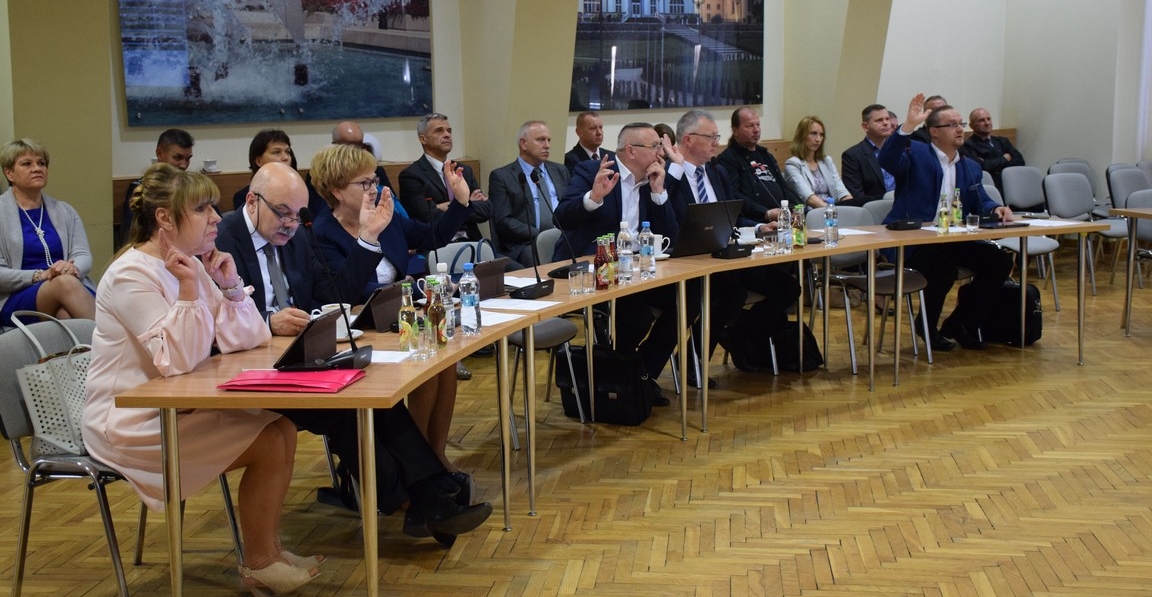 Sesja  Rady  Powiatu  Brzeskiego