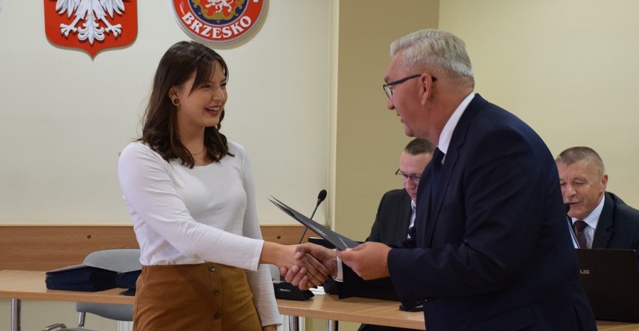 Stypendia Starosty Brzeskiego dla najzdolniejszych uczniów