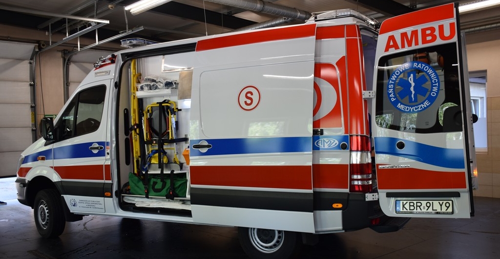 Nowa karetka w brzeskim szpitalu