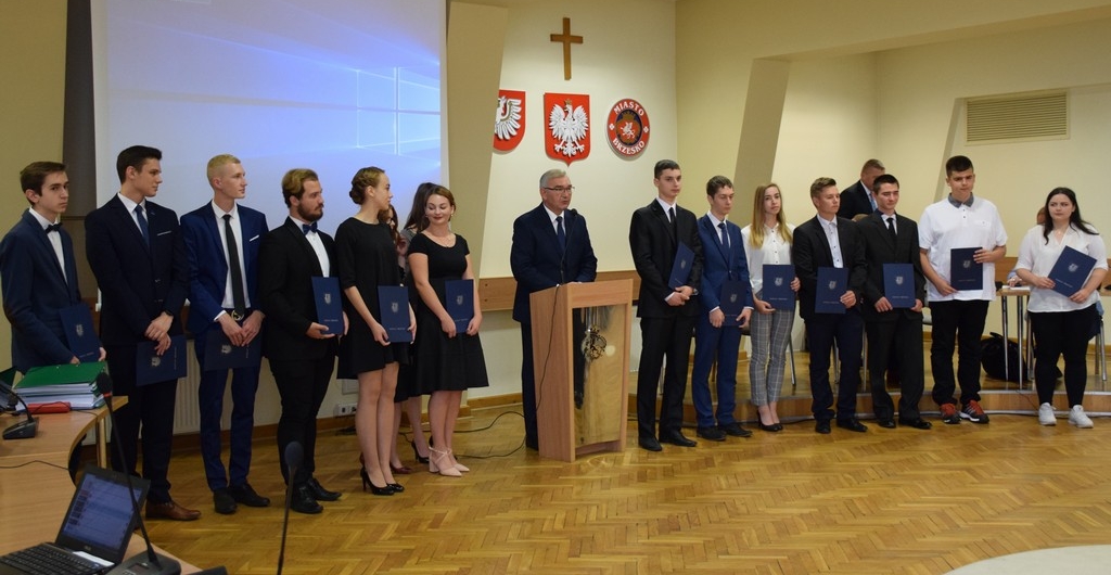 Stypendia Starosty Brzeskiego rozdane