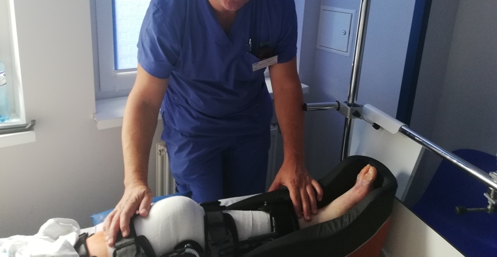 Endoprotezoplastyka stawu kolanowego także w Brzesku