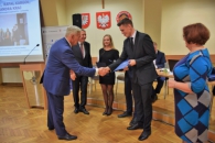 Starosta Brzeski wręczył stypendia najzdolniejszym uczniom