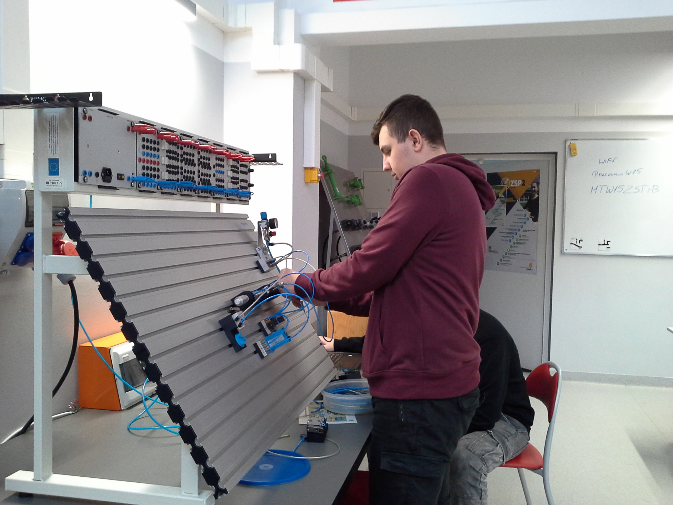 praktyki zawodowe uczni&oacute;w ze Spojenej Skoly z Puchova