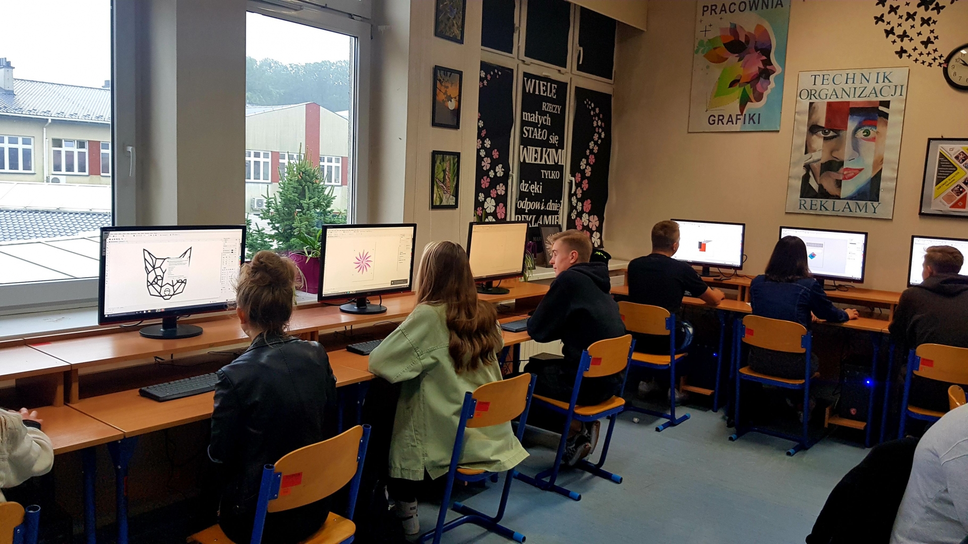 &bdquo;Fachowcy w swojej branży&rdquo; &ndash; nowoczesny sprzęt dla Technikum w Brzesku